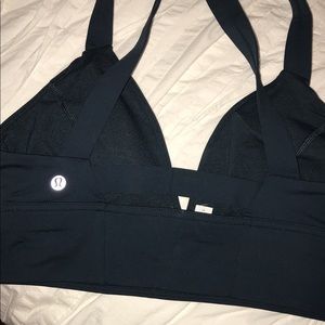 Lululemon sports bra size 8